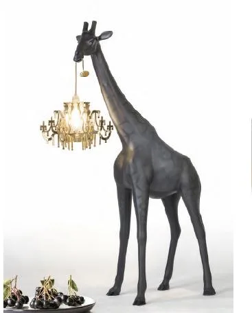 Q/GIRAFFE-IN-LOVE-XS