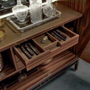 ORIENTALBAR2